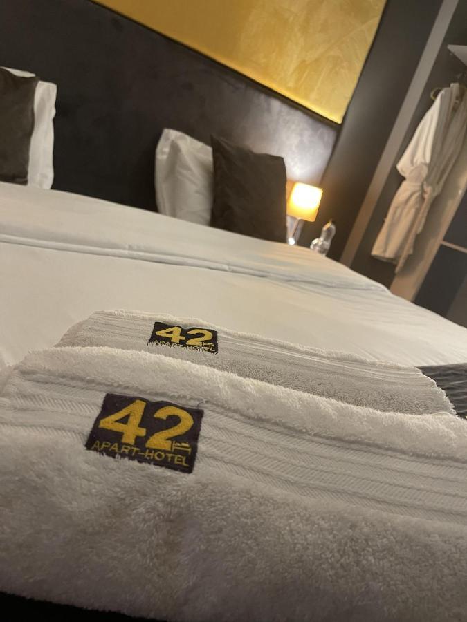 42 Apart-Hotel سكونثورب الغرفة الصورة