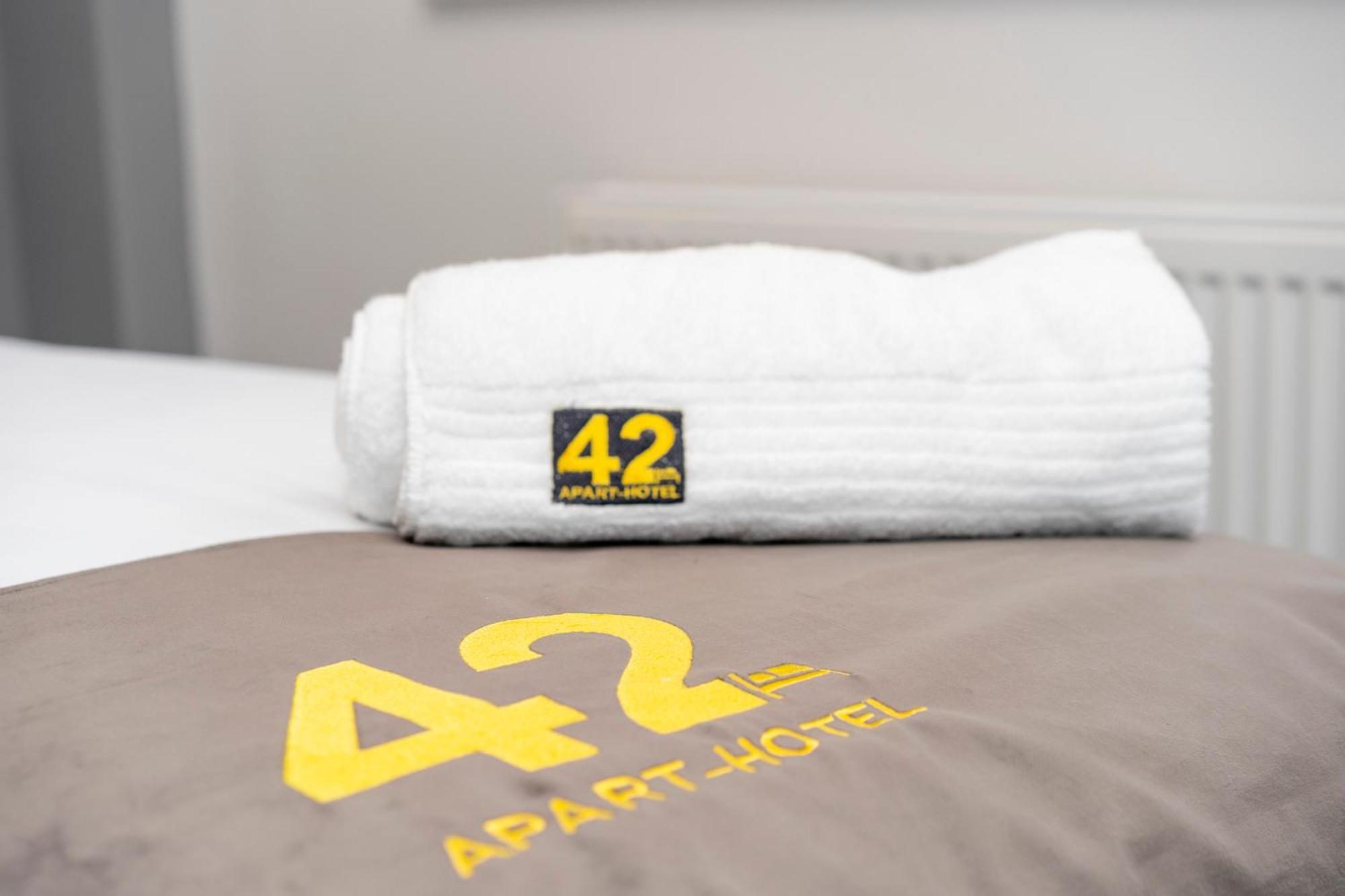 42 Apart-Hotel سكونثورب الغرفة الصورة
